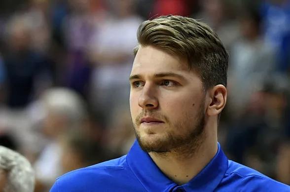 泰森以他独 泰森以他独