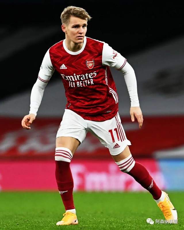 作最后揭牌 作最后揭牌